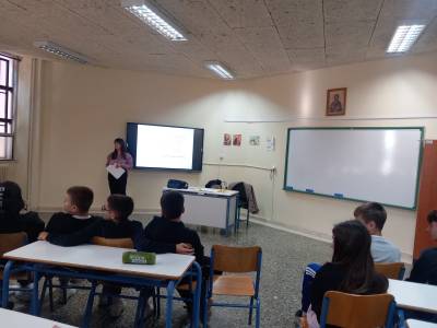 2ο Γυμνάσιο Καλαμάτας: Δράση ενημέρωσης για την έμφυλη βία από το Συμβουλευτικό Κέντρο Γυναικών θυμάτων βίας