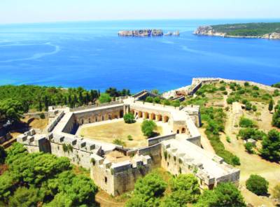 Κάστρα και οχυρά της Μεσσηνίας: Το Νιόκαστρο (μέρος β')