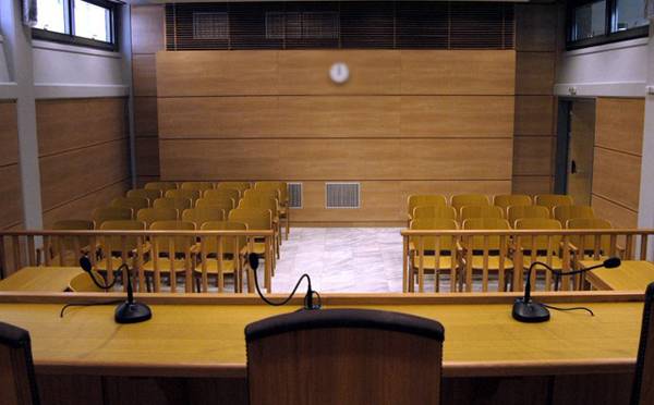 19 μήνες για τη σακούλα με το χασίς