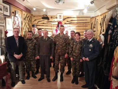 Εκθεση συλλογής Κατσαμπάνη στο Στρατιωτικό Μουσείο Καλαμάτας (βίντεο)