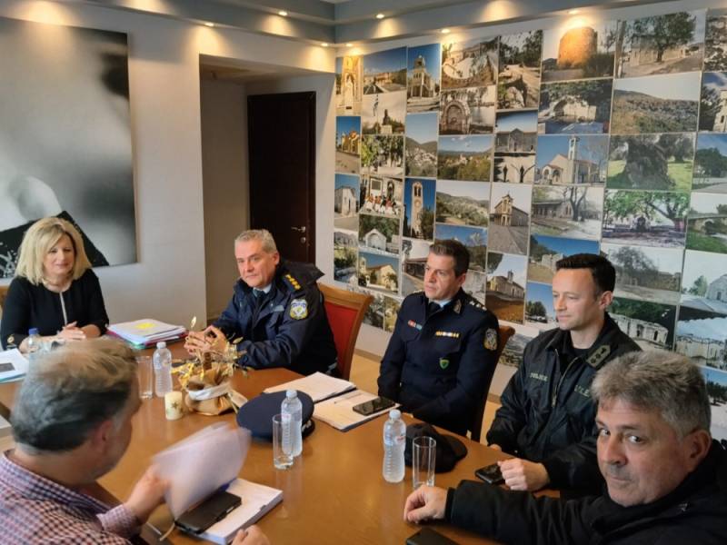 Επίσκεψη Χριστόπουλου στη δήμαρχο Οιχαλίας