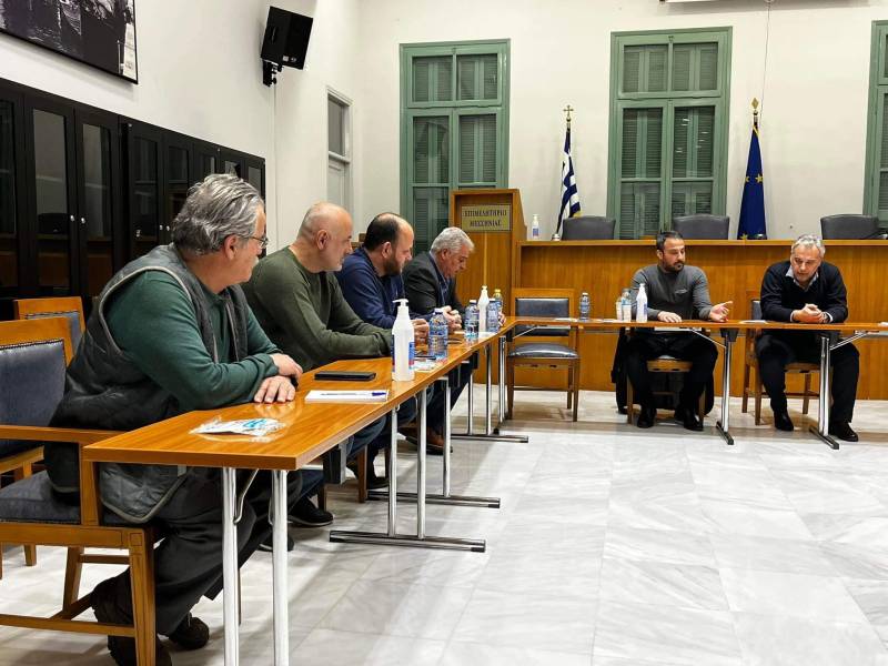 Ο Εμπορικός Σύλλογος Μεσσήνης με τον πρόεδρο του Επιμελητηρίου Μεσσηνίας