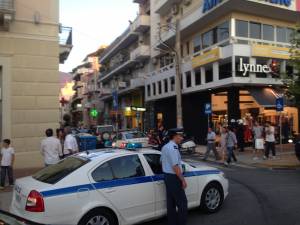 "Ντου" της Ασφάλειας για τη Ρούπα σε διαμέρισμα στην Καλαμάτα (βίντεο)