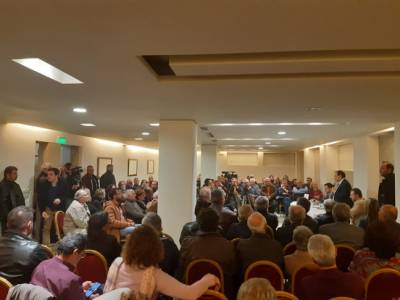 Μεσσήνη: Βολές κατά της Ν.Δ. από Αραχωβίτη, Σπίρτζη, Χαρίτση στην εκδήλωση του ΣΥΡΙΖΑ