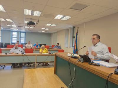 Δημοτική Επιτροπή Καλαμάτας: Επισημάνσεις και φιλοφρονήσεις με αφορμή τα κληροδοτήματα