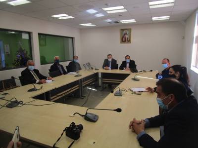 Προετοιμασία στην Καλαμάτα για το άνοιγμα των σχολείων: Τεστ για κορονοϊό σε εκπαιδευτικούς πρωτοβάθμιας (βίντεο)