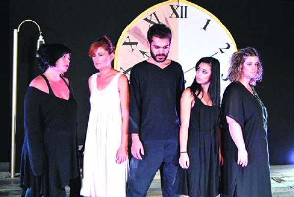 Θεατρική Ομάδα Βαλύρας "Οψις": «Ο καθρέφτης του φεγγαρόφωτος»