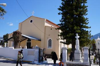 Κλοπές στο νεκροταφείο της Καλαμάτας