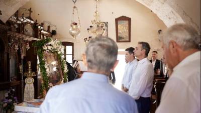 Εορτασμός Δεκαπενταύγουστου: Τα μηνύματα της πολιτικής και πολιτειακής ηγεσίας