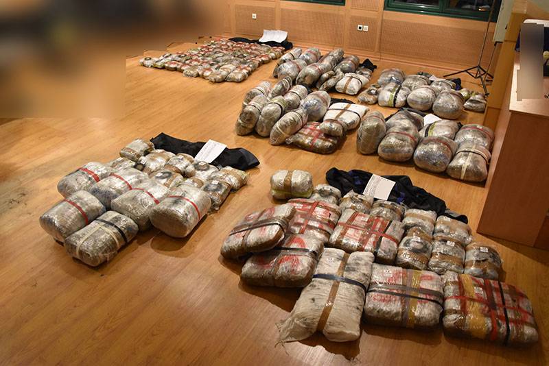 Κοζάνη: Σε εξέλιξη αστυνομική επιχείρηση για τον εντοπισμό ατόμου που μετέφερε πάνω από 300 κιλά κάνναβη