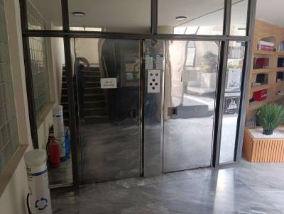 Χωρίς πρόσβαση ΑμεΑ και άτομα με κινητικά προβλήματα: Δεν λειτουργούν τα ασανσέρ στο Πνευματικό Κέντρο!