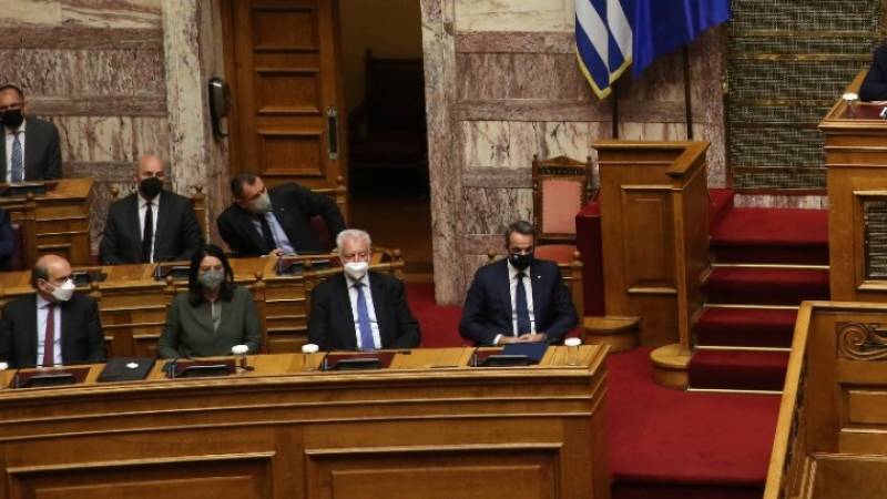 Μητσοτάκης για ομιλία Ζελένσκι: Ελευθερία και Δημοκρατία είναι η δική μας απάντηση, όποια κι αν είναι η ερώτηση
