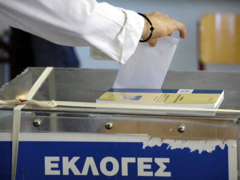 Μεγάλη τηλεφωνική δημοσκόπηση: Μετρήσεις για Καλαμάτα, Περιφέρεια, κόμματα και μέσα ενημέρωσης