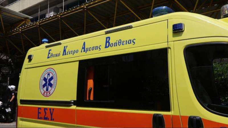 Νεκρός εντοπίστηκε 17χρονος στη Μάνδρα με τραύμα από σφαίρα στο κεφάλι – Ο 14χρονος αδελφός του δίνει κατάθεση