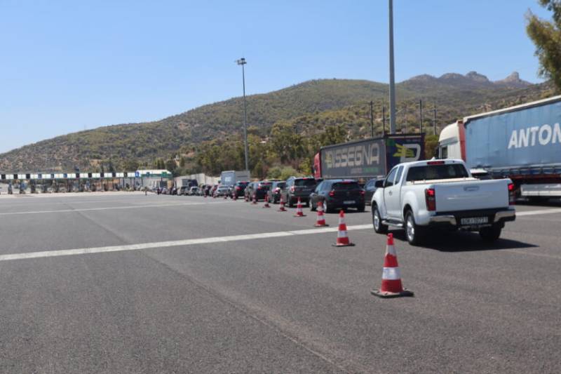 Μερική αποκατάσταση κυκλοφορίας στην Αθηνών–Κορίνθου μετά από εκτροπή φορτηγού