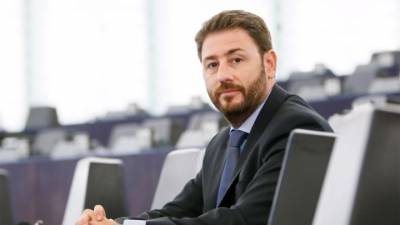 Ανδρουλάκης: "3 φορές περισσότερες οι καμένες εκτάσεις στην Ιταλία - 8,5 στην Ελλάδα", συγκριτικά με πέρυσι