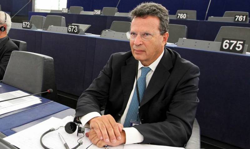 Γιώργος Κύρτσος: Ανασχηματισμός ήττας