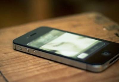 Γνωστό κλεφτρόνι άρπαξε κινητό στην Καλαμάτα