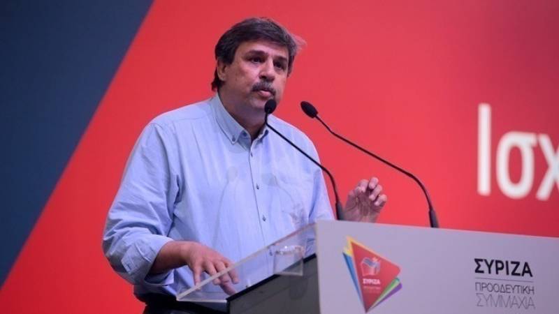 Ξανθός: Η κυβέρνηση και ο κ. Πλεύρης έχουν μετατραπεί σε αρνητές της πανδημίας