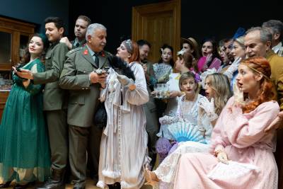 "Ο Βαφτιστικός" στο Πνευματικό Κέντρο Καλαμάτας - Τελευταίες παραστάσεις σήμερα και αύριο