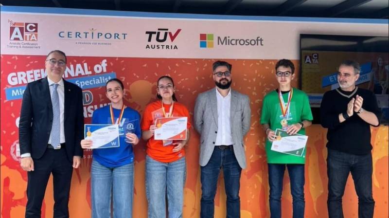 Ν. Μαντάς για τη μεγάλη επιτυχία στο Microsoft Office Specialist 2025: «Δεν έχω συνειδητοποιήσει ακόμα το κατόρθωμά μου»