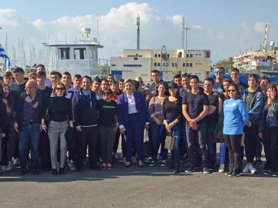 Η Αλειφέρη ενημερώθηκε για το πρόγραμμα Shell Ocean Discovery XPRIZE στο λιμάνι της Καλαμάτας