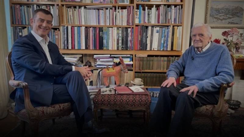 «Ποίηση χωρίς εμπειρίες δεν μπορεί να υπάρξει»: Σειρά συνομιλιών με προσωπικότητες από το Μορφωτικό Ίδρυμα Εθνικής Τράπεζας