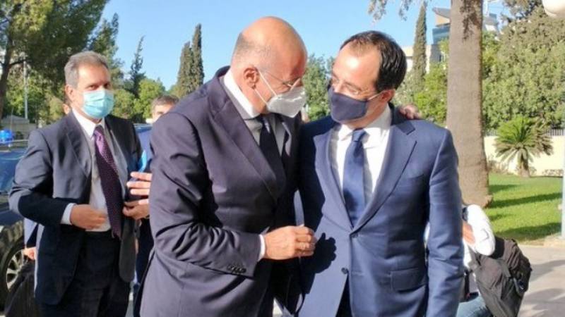 Στην Αθήνα τη Δευτέρα ο Κύπριος ΥΠΕΞ - Συνάντηση με το Ν. Δένδια