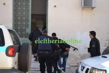 Ο ένας φορτώνει στον άλλον το φόνο του αρχιμανδρίτη