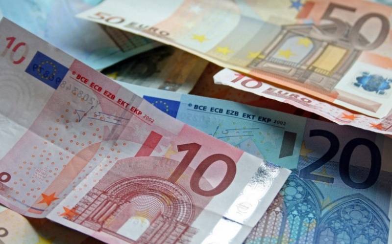 Οικονομική ενίσχυση σε άπορη από τον Δήμο Καλαμάτας