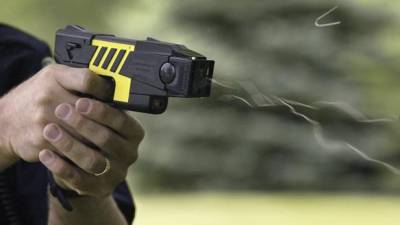 Καλαμάτα: 45χρονος με taser και σπρέι πιπεριού