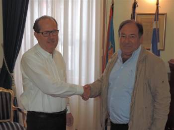 Εργο ασφαλτοστρώσεων στην Καλαμάτα