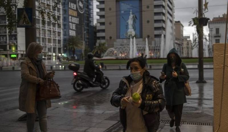 Κορονοϊός: Αυξάνονται οι νοσηλείες σε ΜΕΘ της Αττικής- Στο 63% η κάλυψη