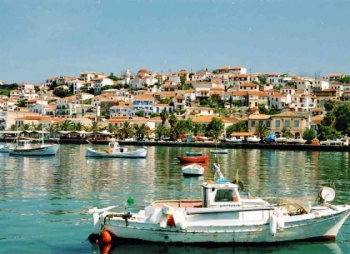 Ασφάλεια για τα σκάφη τους ζητούν οι ψαράδες Κορώνης