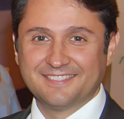 Γιατί με την Νέα Δημοκρατία: Επιδόματα ή φορολογική μεταρρύθμιση;