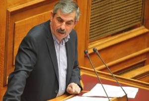 Πετράκος για ΤΑΙΠΕΔ: "Σκάνδαλο η πώληση ακινήτων στη Μεσσηνία"