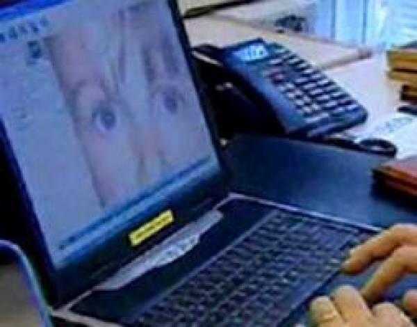 25χρονος από τη Μεσσηνία φέρεται να εμπλέκεται σε περίπτωση πορνογραφίας ανηλίκων μέσω Facebook