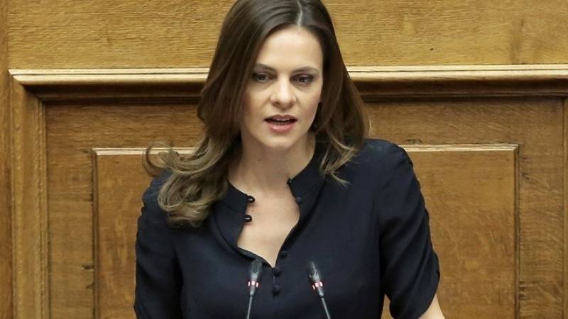 Έφη Αχτσιόγλου: Η κυβέρνησή μας προχωρά στην αύξηση του κατώτατου μισθού και στην κατάργηση του υποκατώτατου