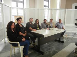 "Για κατεβάτε στο χορό…"