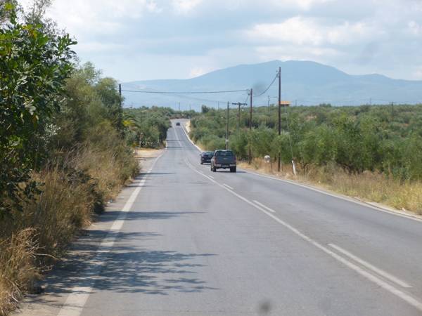 Ασφαλείς αυτοκινητόδρομοι ή εικονοστάσια στην άσφαλτο;