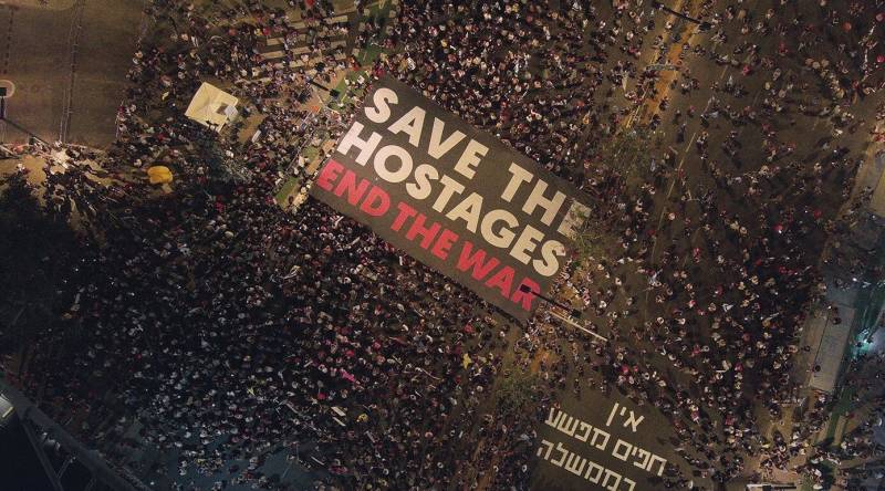 Ισραήλ: Εκατοντάδες διαδηλωτές ζήτησαν τον τερματισμό του πολέμου στη Γάζα και την απελευθέρωση των ομήρων