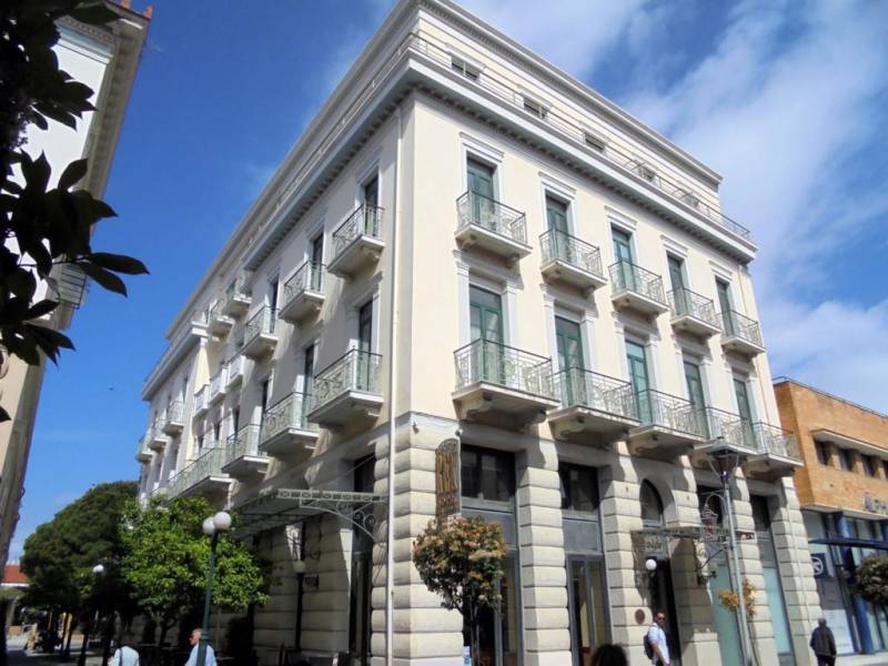 Σε πλειστηριασμό βγαίνει το «Rex»
