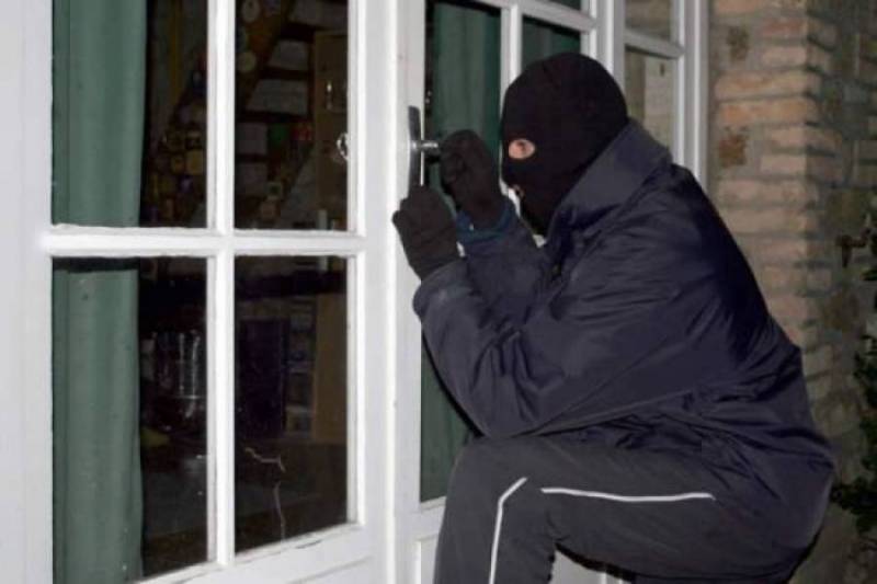 Μεσσηνία: Μπούκαραν σε σπίτια στο Καλό Νερό και στις Βρύσες