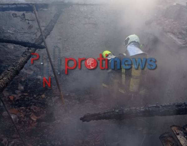Ηλεία: Ηλικιωμένη εντοπίστηκε νεκρή στο σπίτι της που τυλίχθηκε στις φλόγες