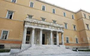 Συνδικαλιστές αστυνομικοί "κυνηγούσαν" βουλευτές