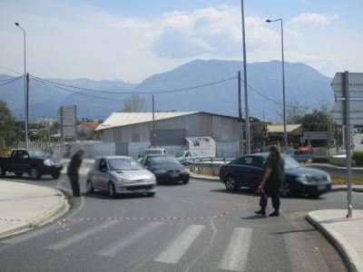 Με μεγάλη δυσκολία