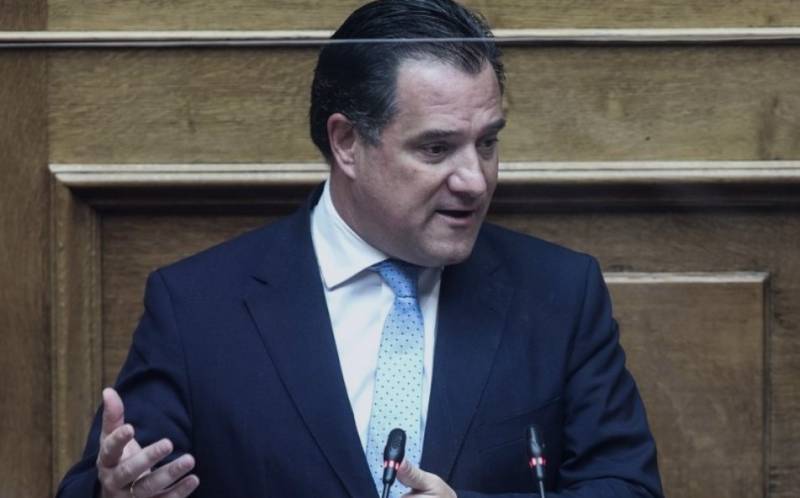 Γεωργιάδης: Το αργότερο 29/3 ανοίγουν τα καταστήματα, μέσα Απριλίου η εστίαση