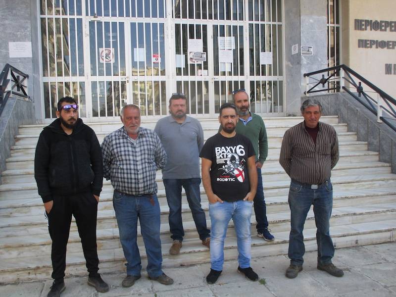 Μεσσηνία: Διαμαρτυρία στο Διοικητήριο για την τιμή της πατάτας (βίντεο)