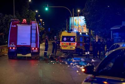 Νεκρή νεαρή σε τροχαίο στον Ασπρόπυργο (βίντεο)