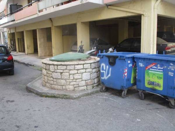 Καλαμάτα: Παραμένει στη φυλακή η Γεωργιανή που άφησε το μωρό της σε κάδο απορριμμάτων